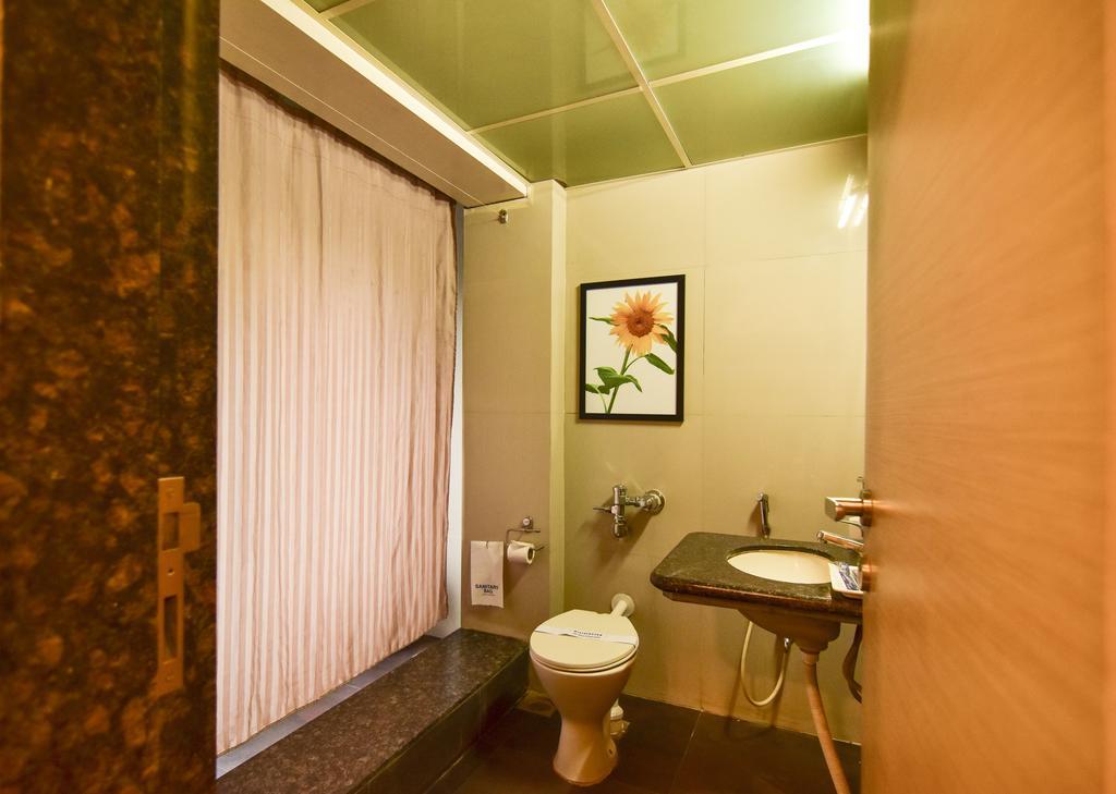 My Bizz Hotel Sapna Pune Exterior photo