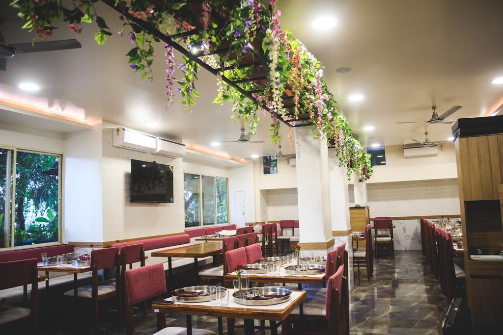 My Bizz Hotel Sapna Pune Exterior photo